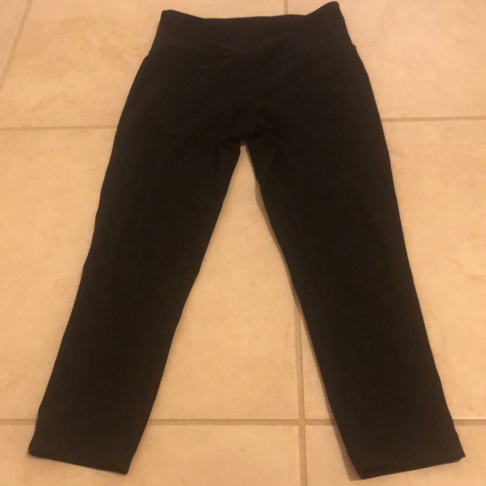 Black leggings